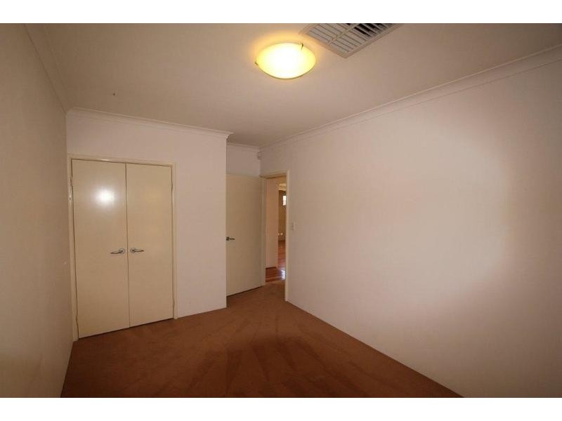 32 Gillon Street, Karawara WA 6152