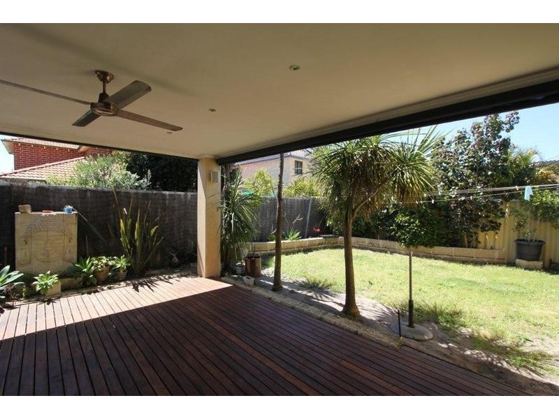 32 Gillon Street, Karawara WA 6152