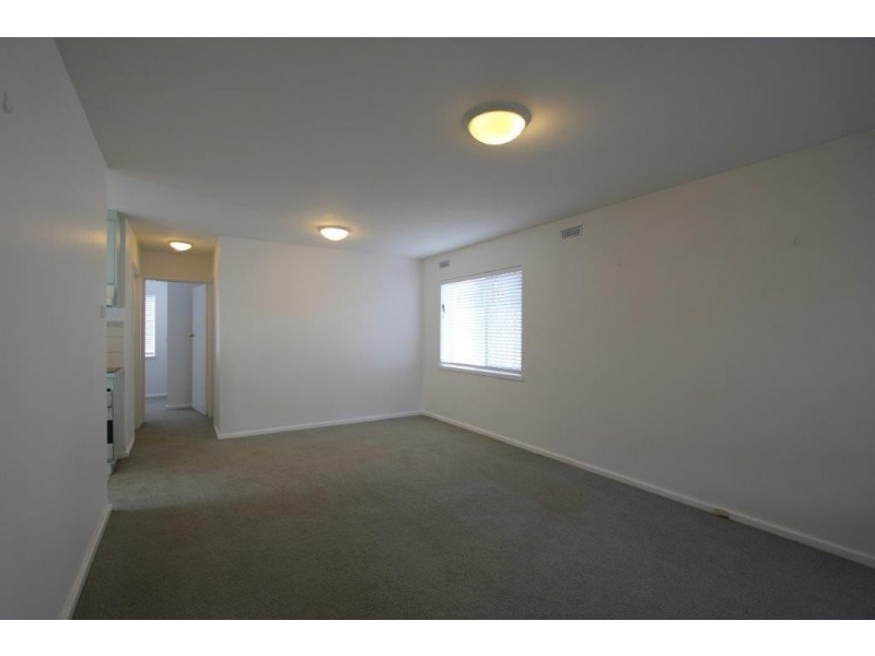 1/64 Gardner Street, Como WA 6152