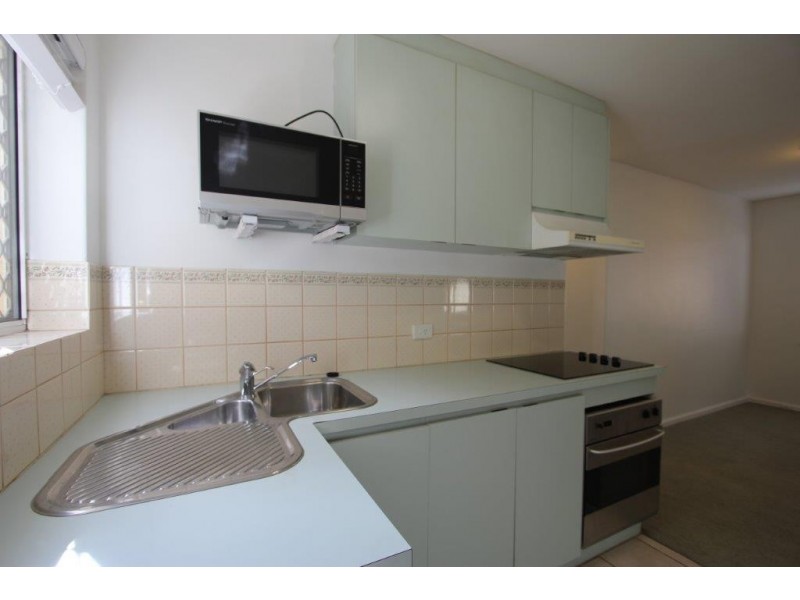 1/64 Gardner Street, Como WA 6152