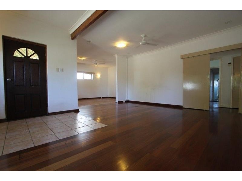 27 Bickley Crescent, Manning WA 6152