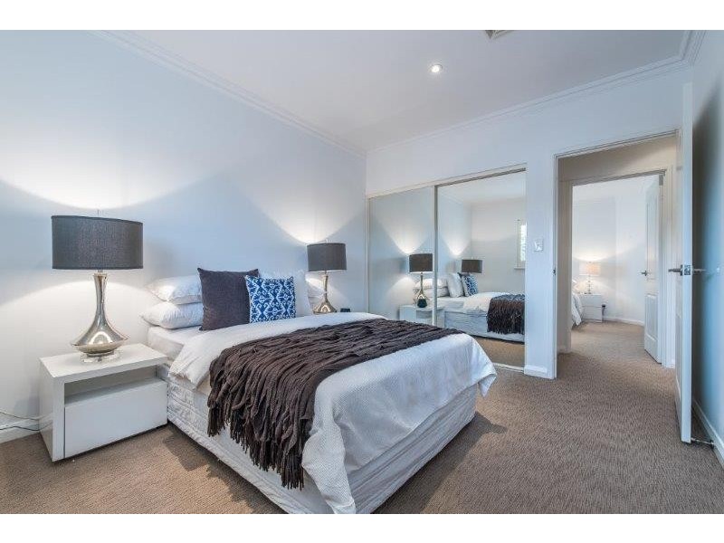 B/25 Dunkley Avenue, Applecross WA 6153