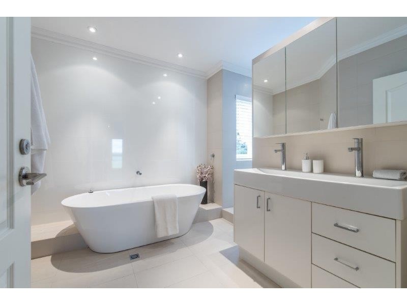 B/25 Dunkley Avenue, Applecross WA 6153