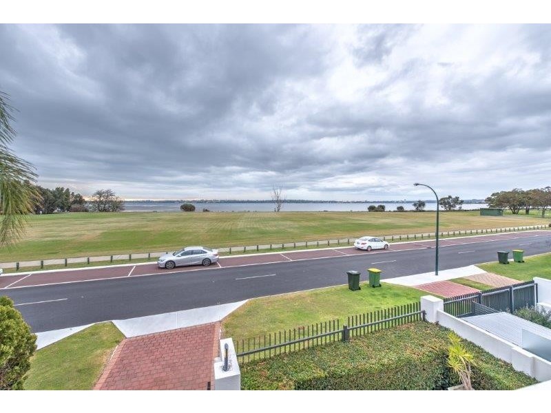 B/25 Dunkley Avenue, Applecross WA 6153