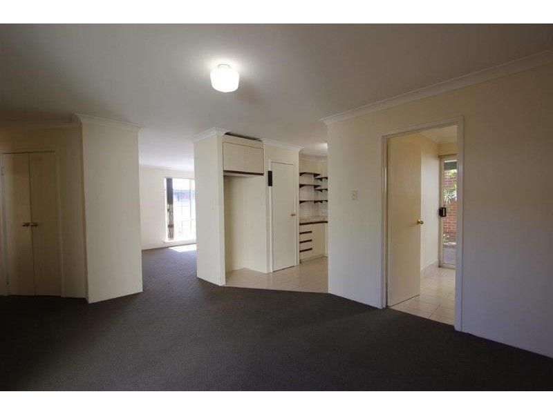 4/42 Colombo Street, Victoria Park WA 6100