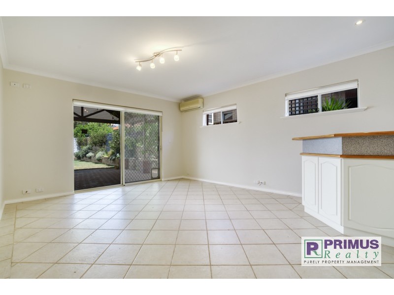 71 Cloister Avenue, Manning WA 6152