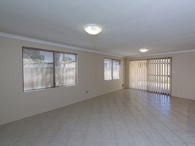 2/146 Kooyong Road, Rivervale WA 6103