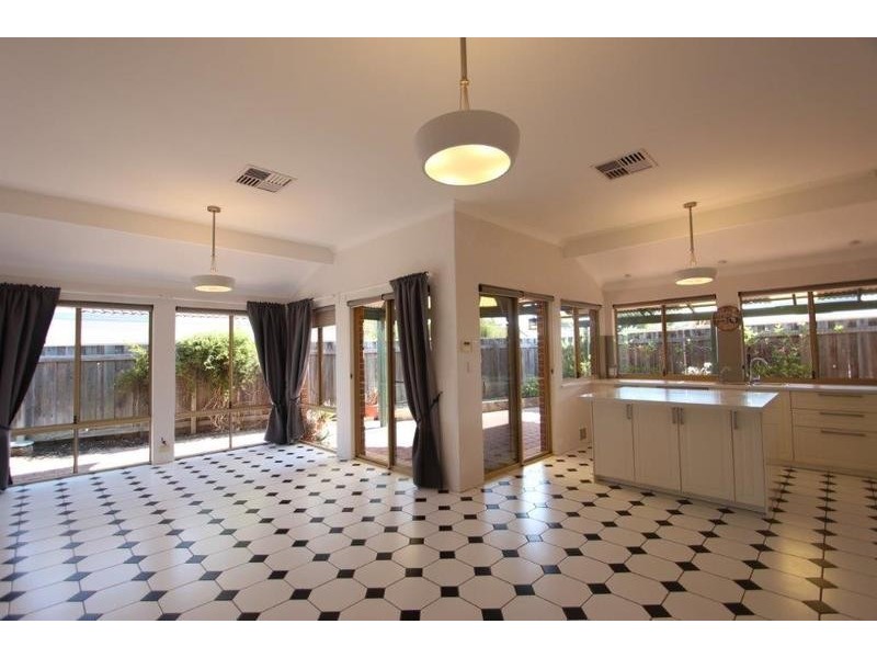 51 Conochie Crescent, Manning WA 6152