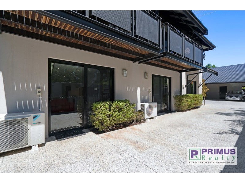 2/6 Brookside Avenue, South Perth WA 6151