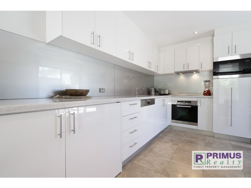 4/6 Brookside Avenue, South Perth WA 6151