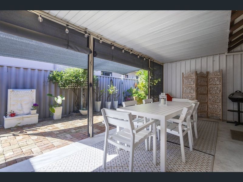 3/208 Coode Street, Como WA 6152