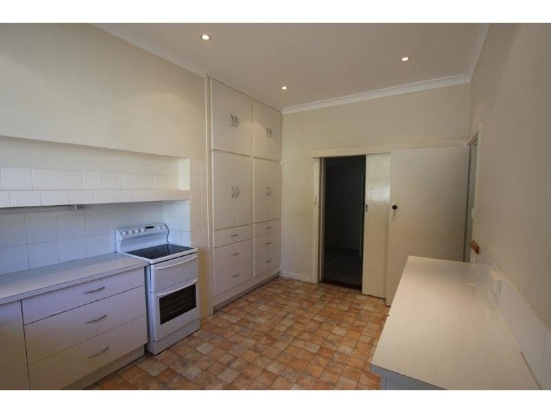 18 Boronia Crescent, City Beach WA 6015