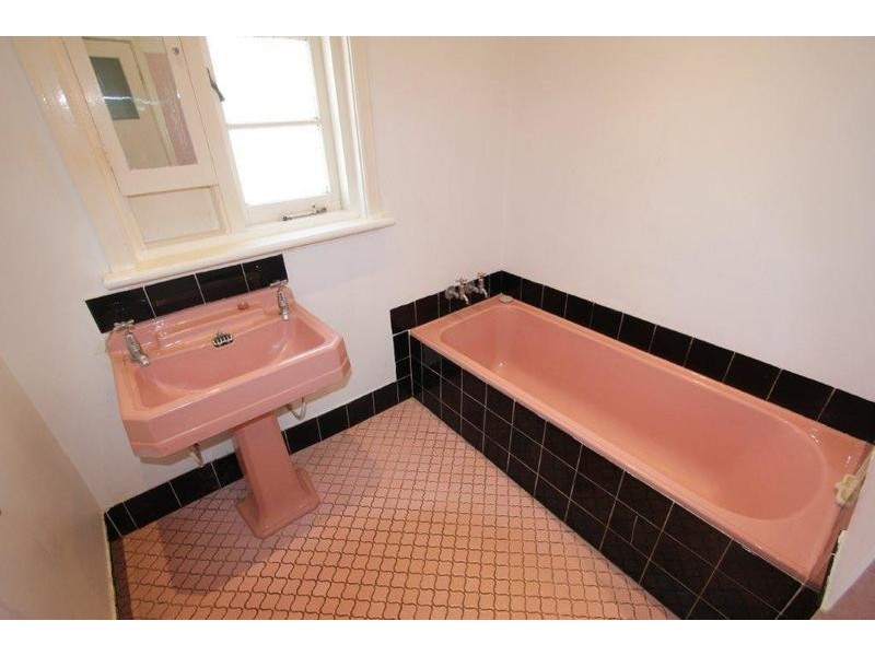 18 Boronia Crescent, City Beach WA 6015