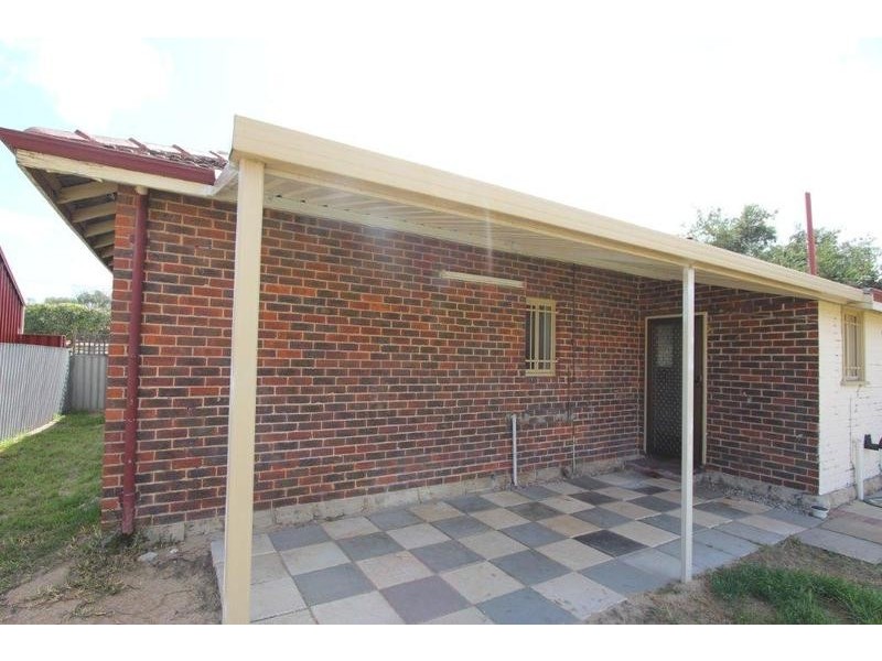 188 Gabriel Street, Cloverdale WA 6105