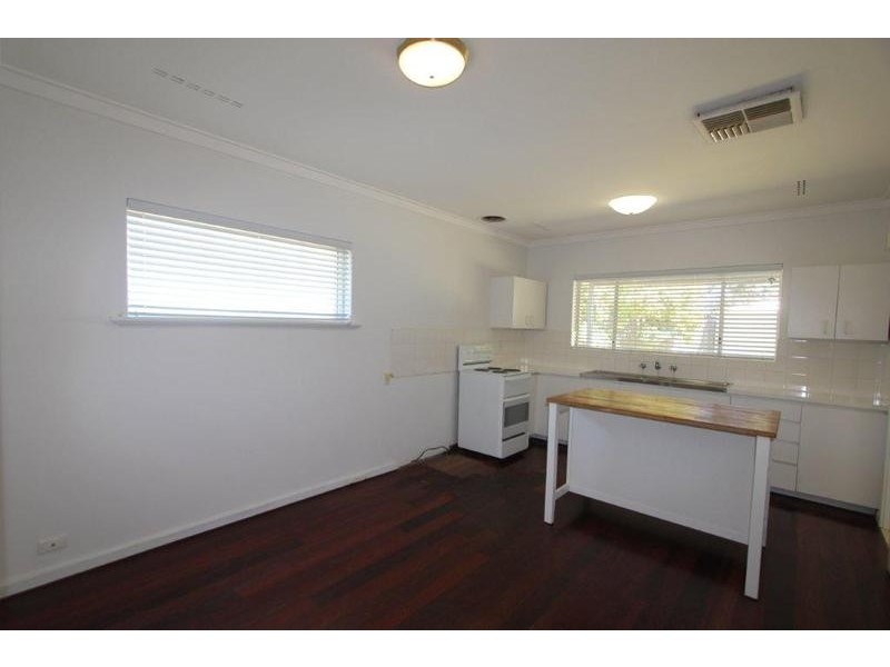 17 Clubb Street, Karrinyup WA 6018