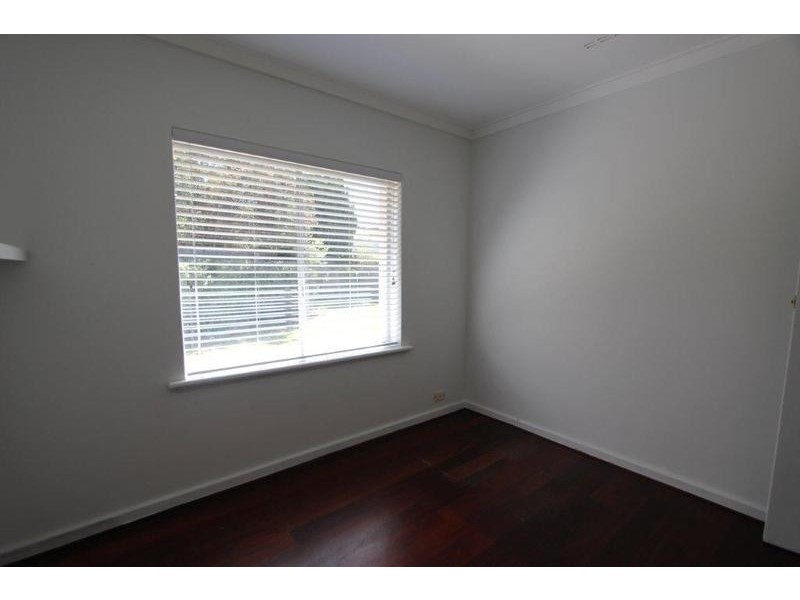 17 Clubb Street, Karrinyup WA 6018