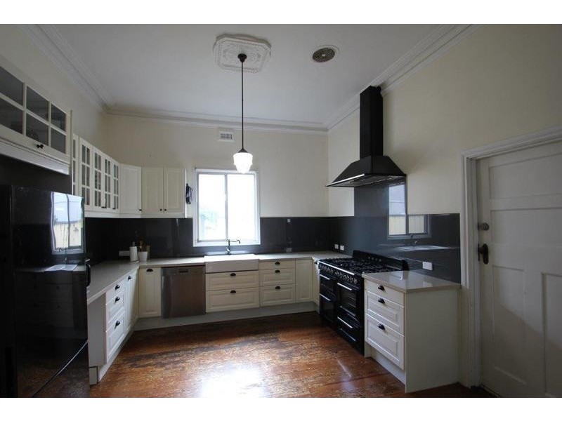 240 Berwick Street, Victoria Park WA 6100