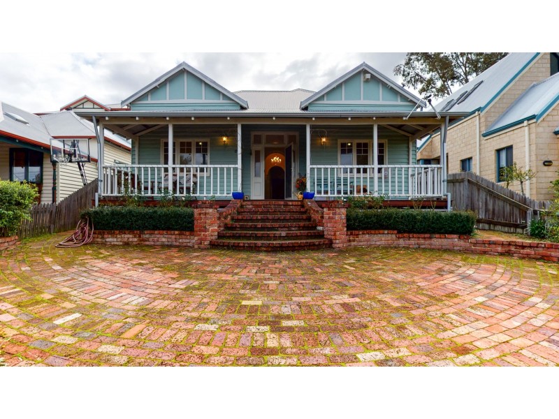 52 Hovia Terrace, Kensington WA 6151