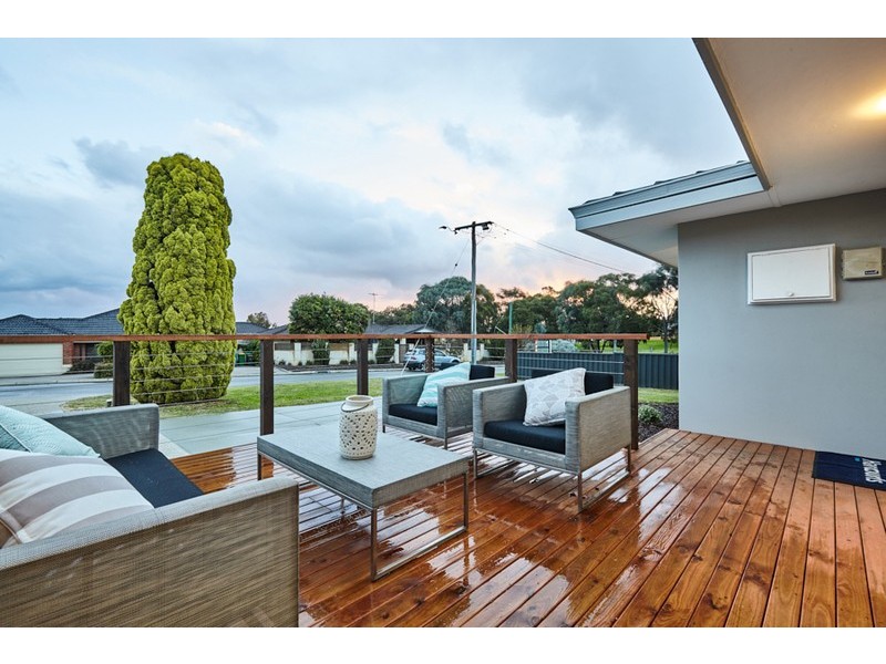 45 Sawle Road, Hamilton Hill WA 6163