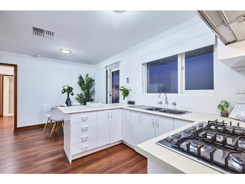 45 Sawle Road, Hamilton Hill WA 6163