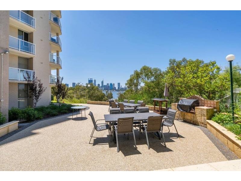 4/150 Mill Point Road, South Perth WA 6151