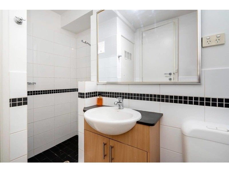 4/150 Mill Point Road, South Perth WA 6151