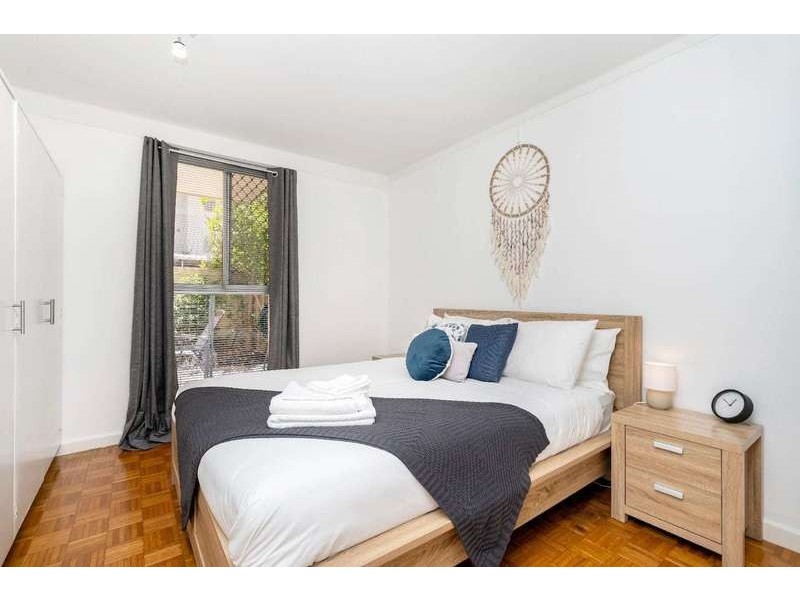 4/150 Mill Point Road, South Perth WA 6151