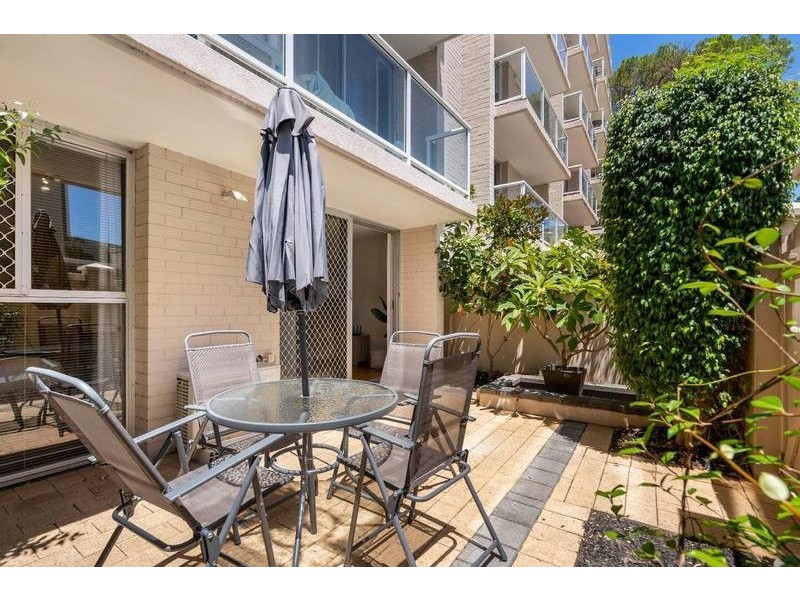 4/150 Mill Point Road, South Perth WA 6151