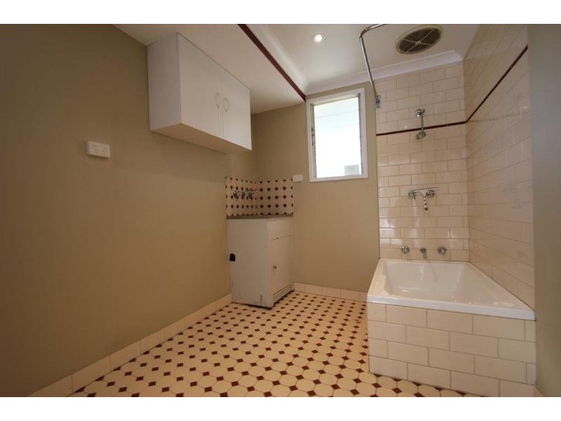 4 Jarrah Road, East Victoria Park WA 6101