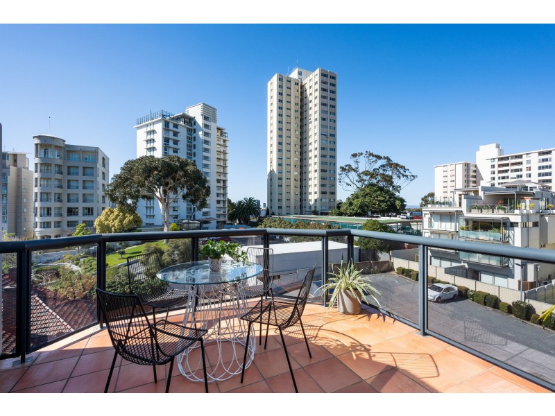 31/134 Mill Point Road, South Perth WA 6151