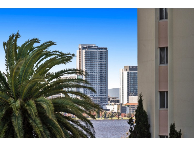 31/134 Mill Point Road, South Perth WA 6151