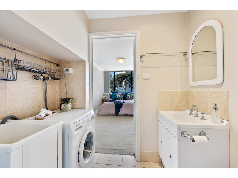 31/134 Mill Point Road, South Perth WA 6151