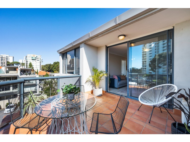 31/134 Mill Point Road, South Perth WA 6151