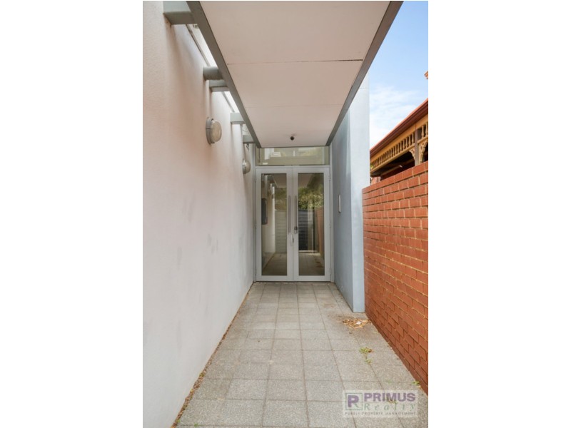 4/24 Lindsay Street, Perth WA 6000