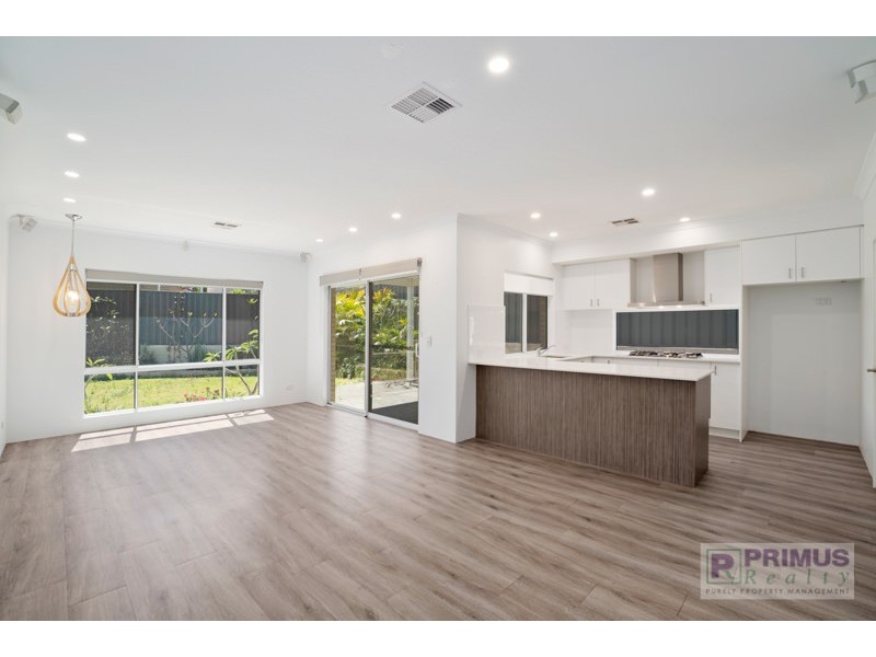 27 Baldwin Street, Como WA 6152