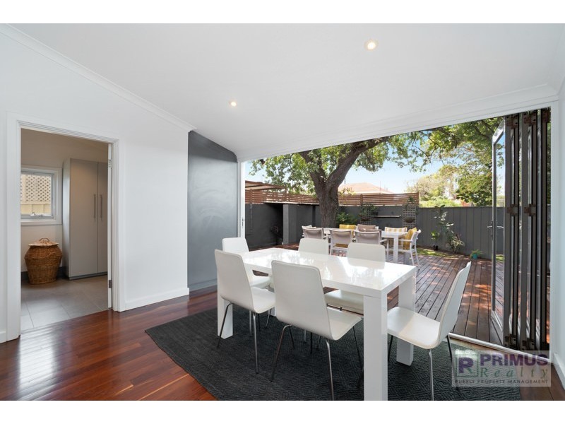 39B Pitt Street, St James WA 6102