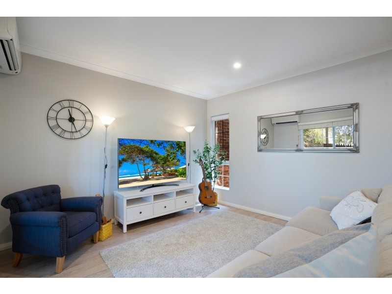 1/18 Stuart Street, Maylands WA 6051