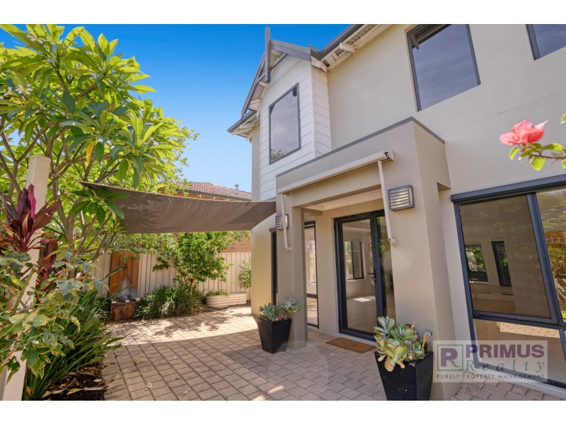 1/170 Coode Street, Como WA 6152