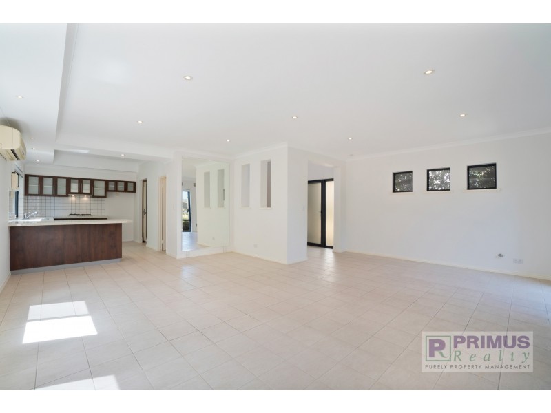 1/170 Coode Street, Como WA 6152