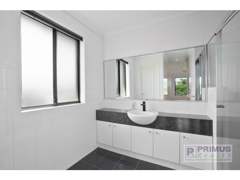 1/170 Coode Street, Como WA 6152