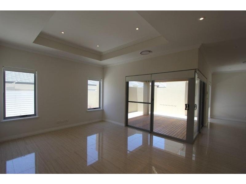 A/8 Bantock Street, Joondanna WA 6060