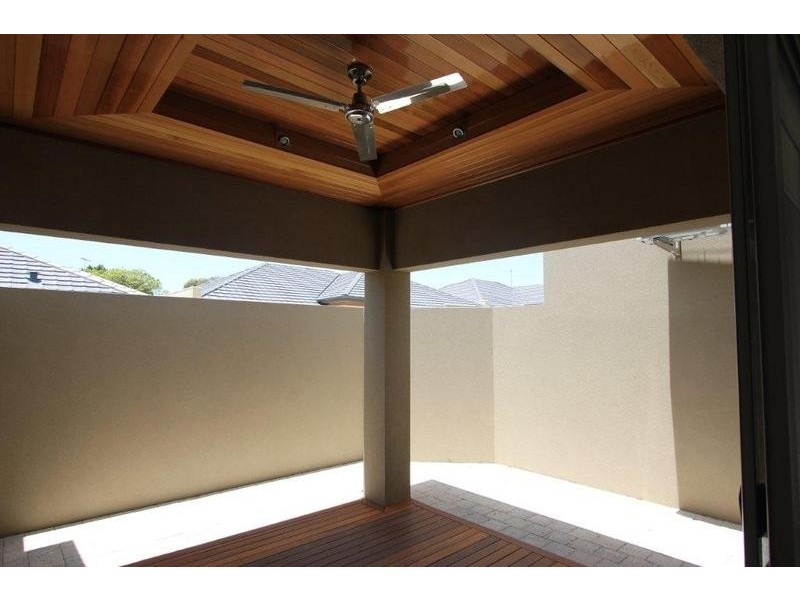 A/8 Bantock Street, Joondanna WA 6060