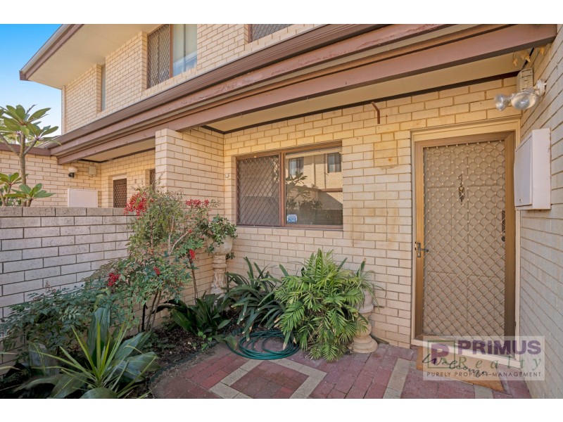 4/10 River View Street, South Perth WA 6151