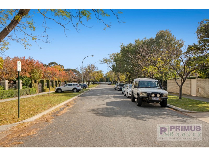 4/10 River View Street, South Perth WA 6151