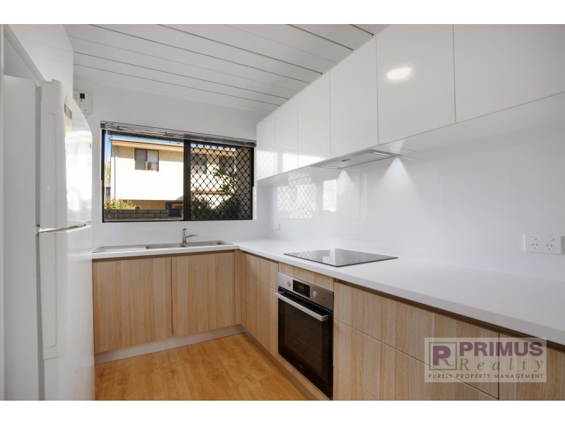 4/10 River View Street, South Perth WA 6151