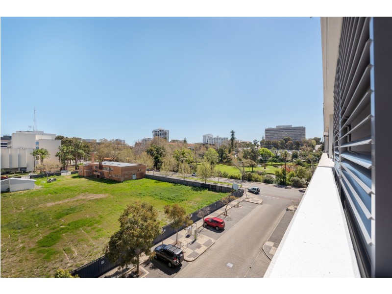403/8 Moreau Parade, East Perth WA 6004