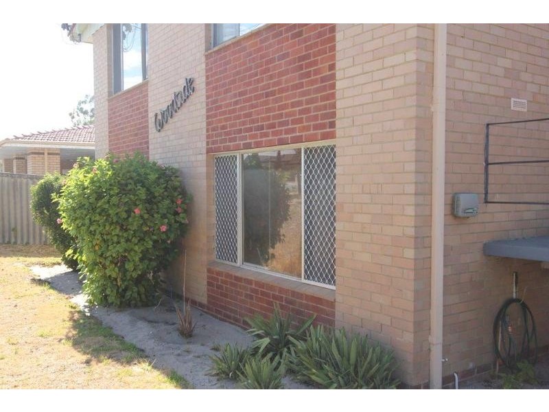 2/124 Woodrow Street, Dianella WA 6059