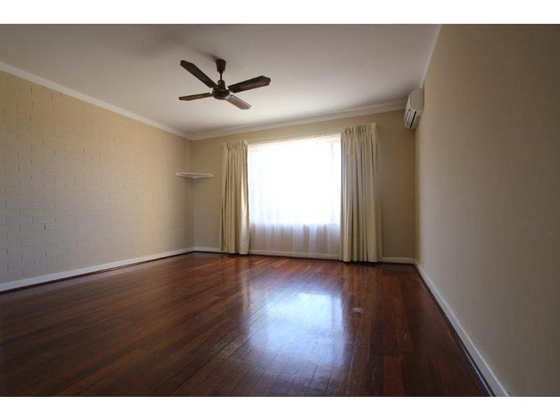 2/124 Woodrow Street, Dianella WA 6059