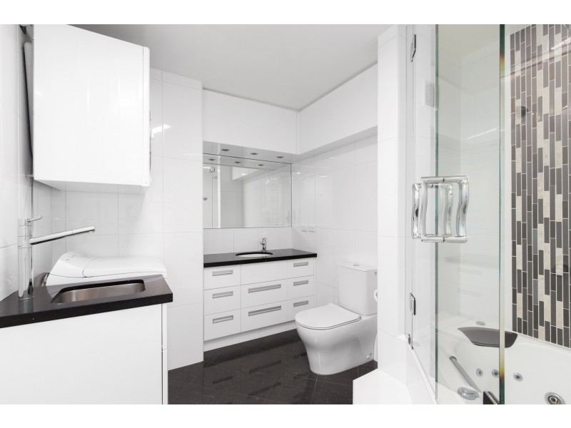 1/12 McMaster Street, Victoria Park WA 6100