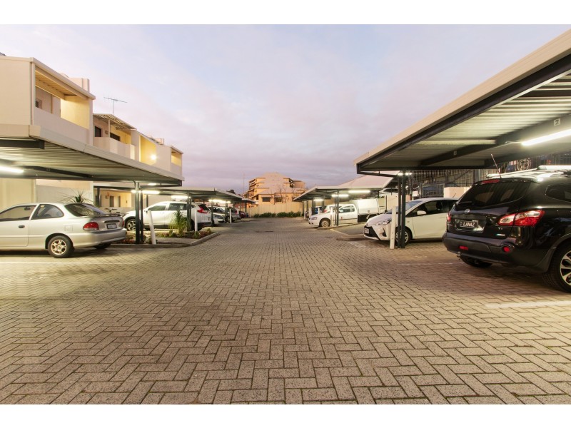 1/12 McMaster Street, Victoria Park WA 6100